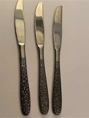 Vintage National Stainless Japan‎ Narcissus Dinner Knives Set Of 3
